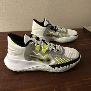 NIKE KYRIE FLYTRAP V SUMMIT WHITE/BLACK SIZE MEN'S 4, Women's 5.5 [CZ4100-101]‎